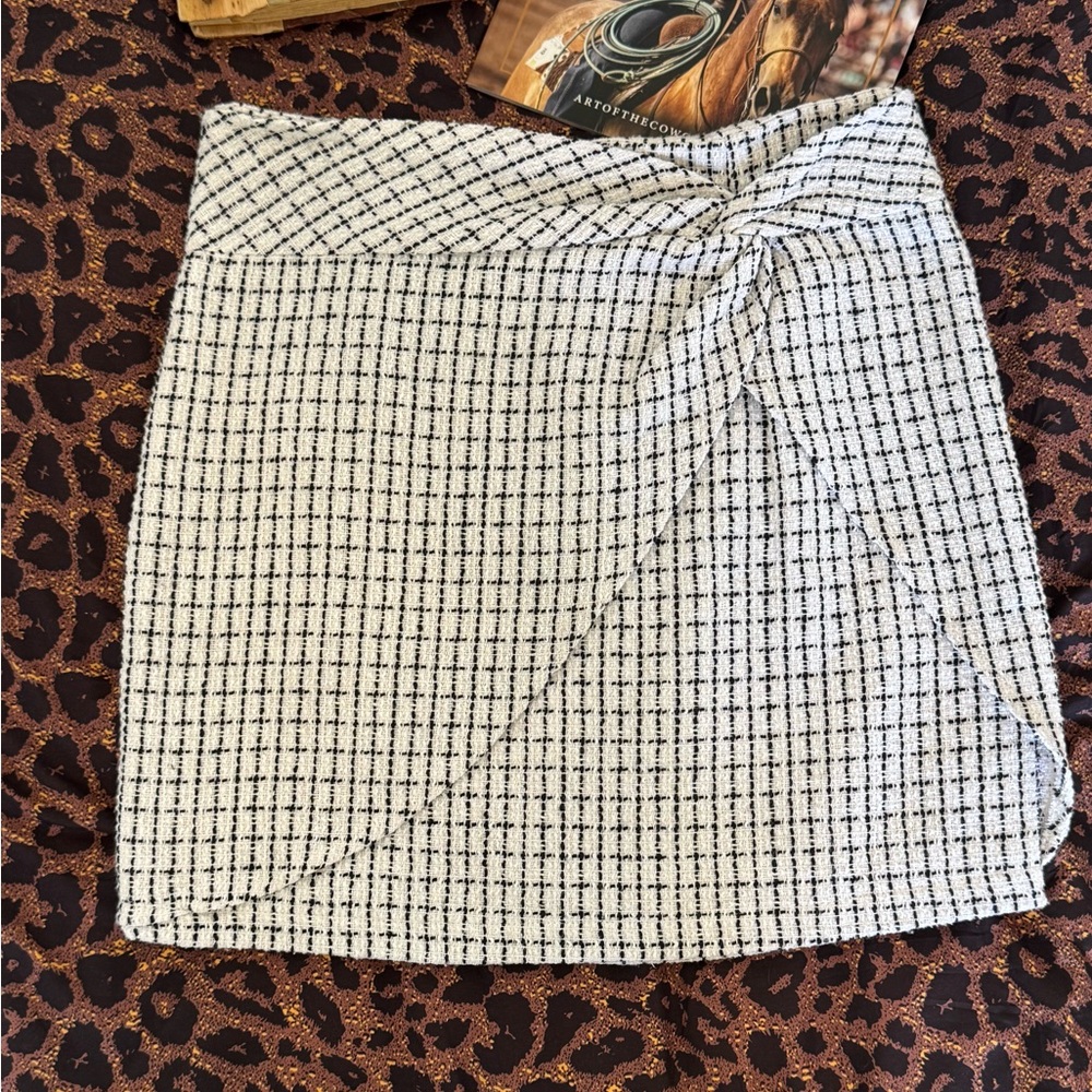 Classic White and Black Checked Skirt w/ Tie Detail